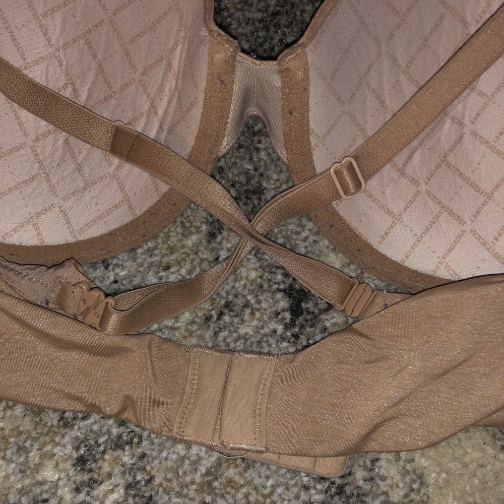 VS bra - Picture 2 of 3